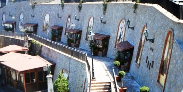 Uno spazio espositivo ogni 60 abitanti, Sellia borgo-museo