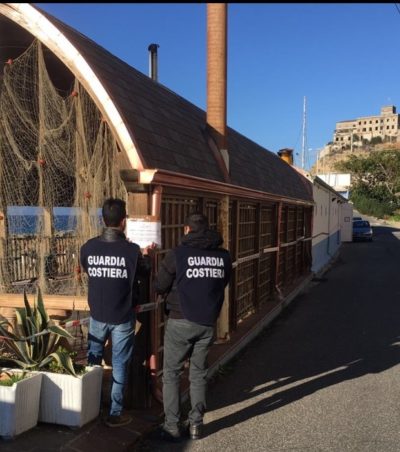 Guardia costiera sequestra ristorante La Nave a Pizzo