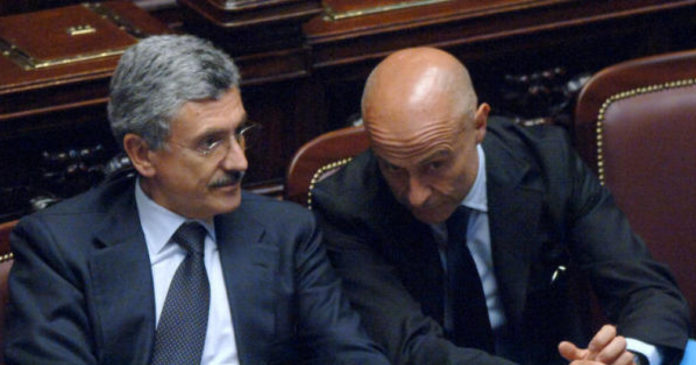 PARLAMENTO