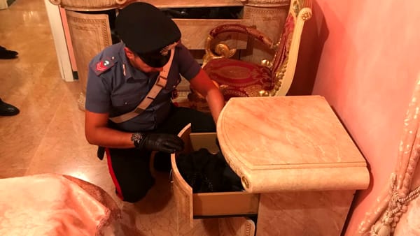 Le fasi dell'operazione di Carabinieri (20)-2