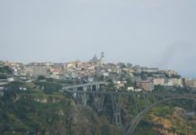 “Catanzaro, l’acqua manca da… 50 anni: il problema รจ la servitรน volontaria”