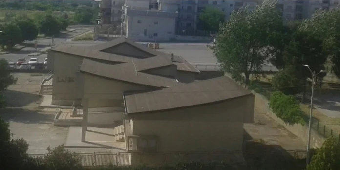 catanzaro-scuola-aranceto-970x485