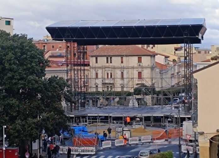 palco-crotone-696x505