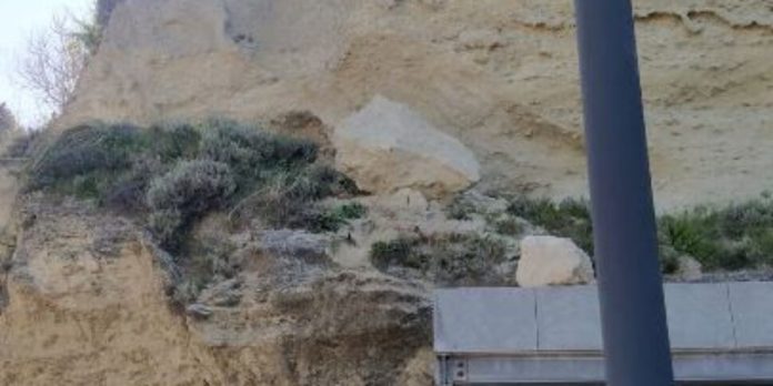 crollo-970x485-1713120371