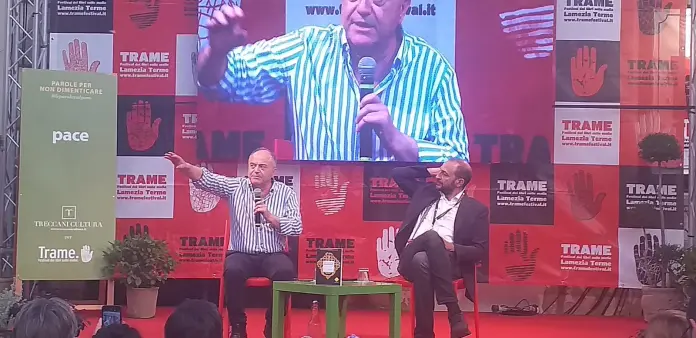 Gratteri-trame-a-696x338.jpeg