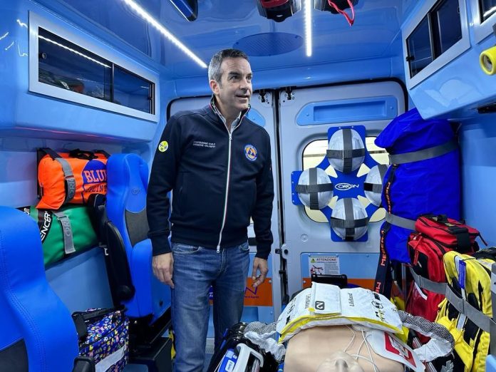 occhiuto-presenza-sessanta-nuove-ambulanze-per-la-calabria