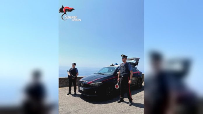 Fuscaldo-ferisce-un-uomo-e-minaccia-i-carabinieri-arrestato_1755008238-1170x658