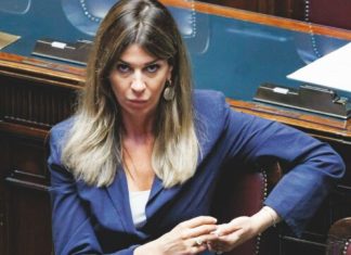 Lo psicodramma politico-familiare di Robertino. Quando il Fatto rivelava la lite (per soldi) con la “compagna” deputata Matilde Siracusano