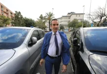 Calabria. Auto blu di Occhiuto. La Regione rescinde il contratto con l’Audi e gli paga un mese in più: quando la pezza è peggio del buco