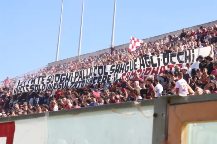 Striscione-ultra-tifosi-granillo-Reggina-Nissa-1-768x512.jpeg