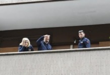 Acri prega per Rocco, il ragazzo caduto dal balcone di un B&B a Roma