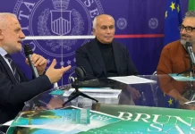 Capodanno a Cosenza. Di Donna “scopre” gli altarini dello scorso anno e la “bonazza” mette d’accordo Franz e Robertino