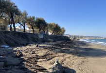 Cariati. Il litorale che scompare tra propaganda e incuria