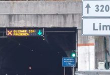 Galleria Limina, lavori conclusi in anticipo: semaforo rimosso e traffico regolare per le feste