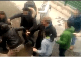 Cosenza, (pseudo)emergenza “maranza”: ci mancavano solo gli idioti delle ronde