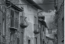 Vito Teti: “Il Natale nei paesi che stanno morendo. Ascoltare i segni di vita e di presenza”