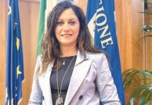 San Giovanni in Fiore. Anche il Fatto sfotte i reali: “Tengo famiglia, la sindaca FI decade e il marito diventa assessore…”